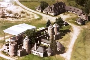 Castle Farms when Linda Mueller purchased it