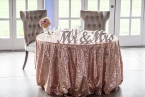 Sweetheart head table | Darrell Christie Photography