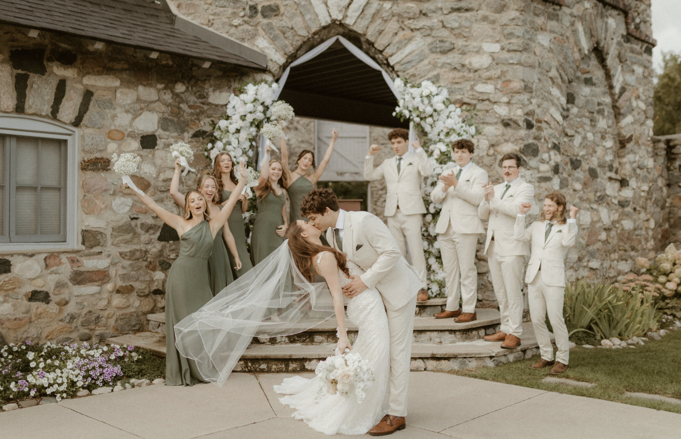 What Wedding Venue Features Matter Most to Guests | Wedding Venue Michigan