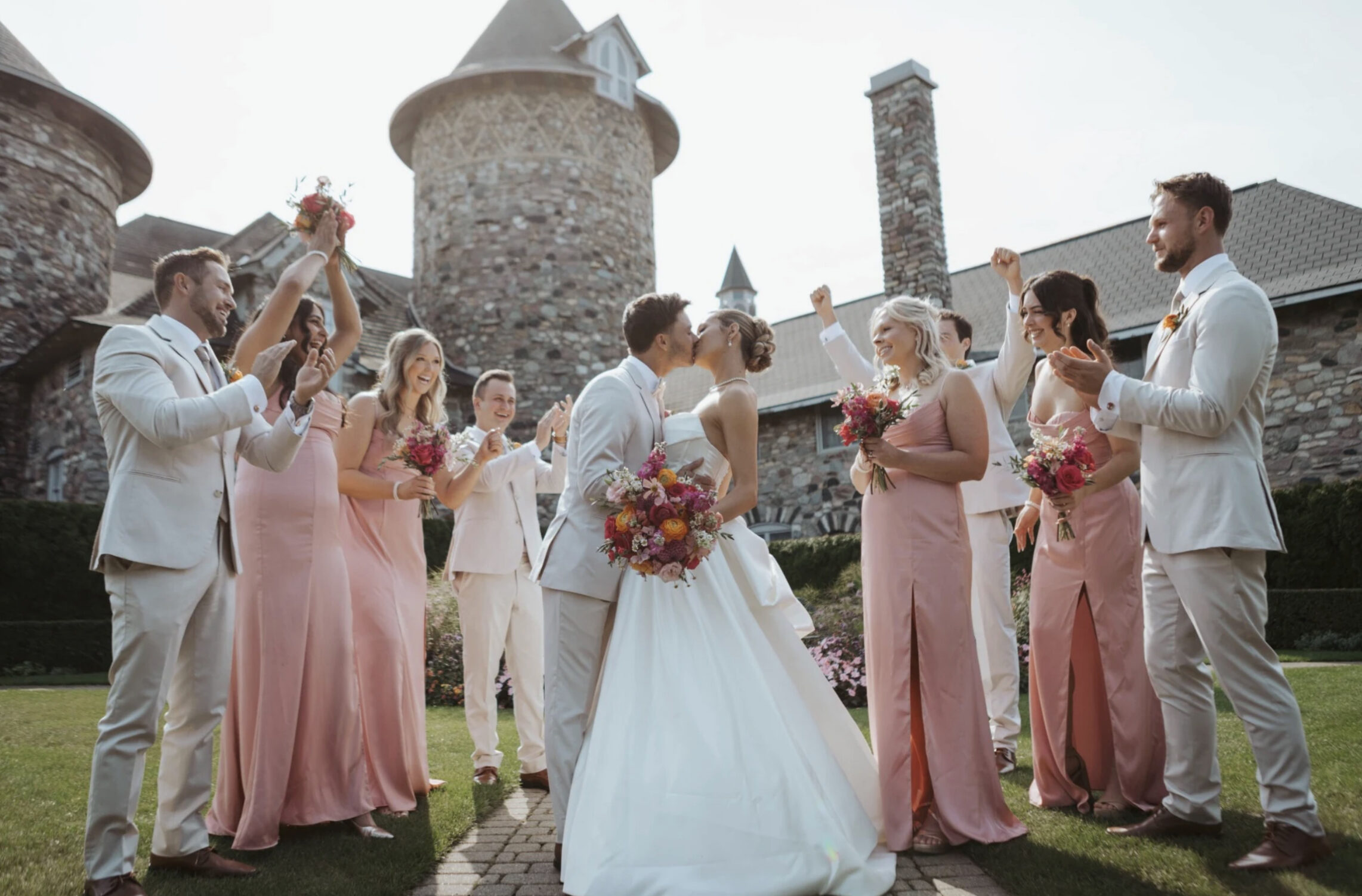 Michigan Wedding Venues With Beautiful Gardens | Castle Farms