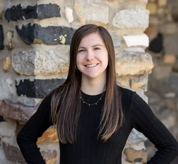 Kenzie Dallos – Social Media Manager & Venue Coordinator
